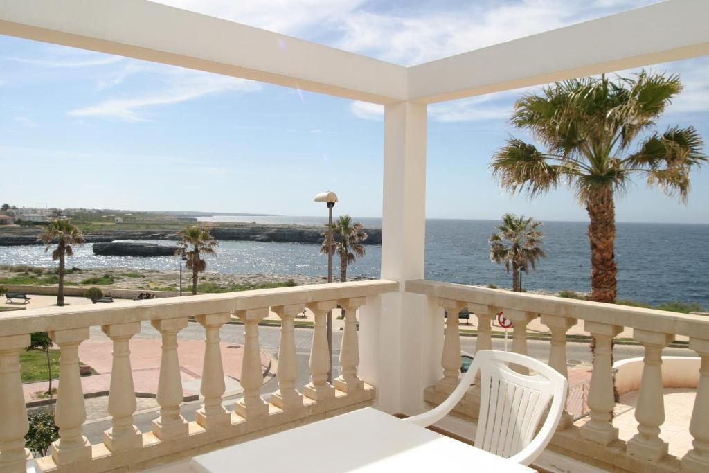 Hostal Sa Prensa Ciutadella  Luaran gambar