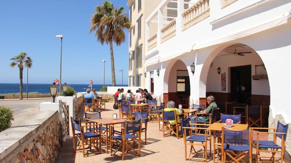 Hostal Sa Prensa Ciutadella  Luaran gambar